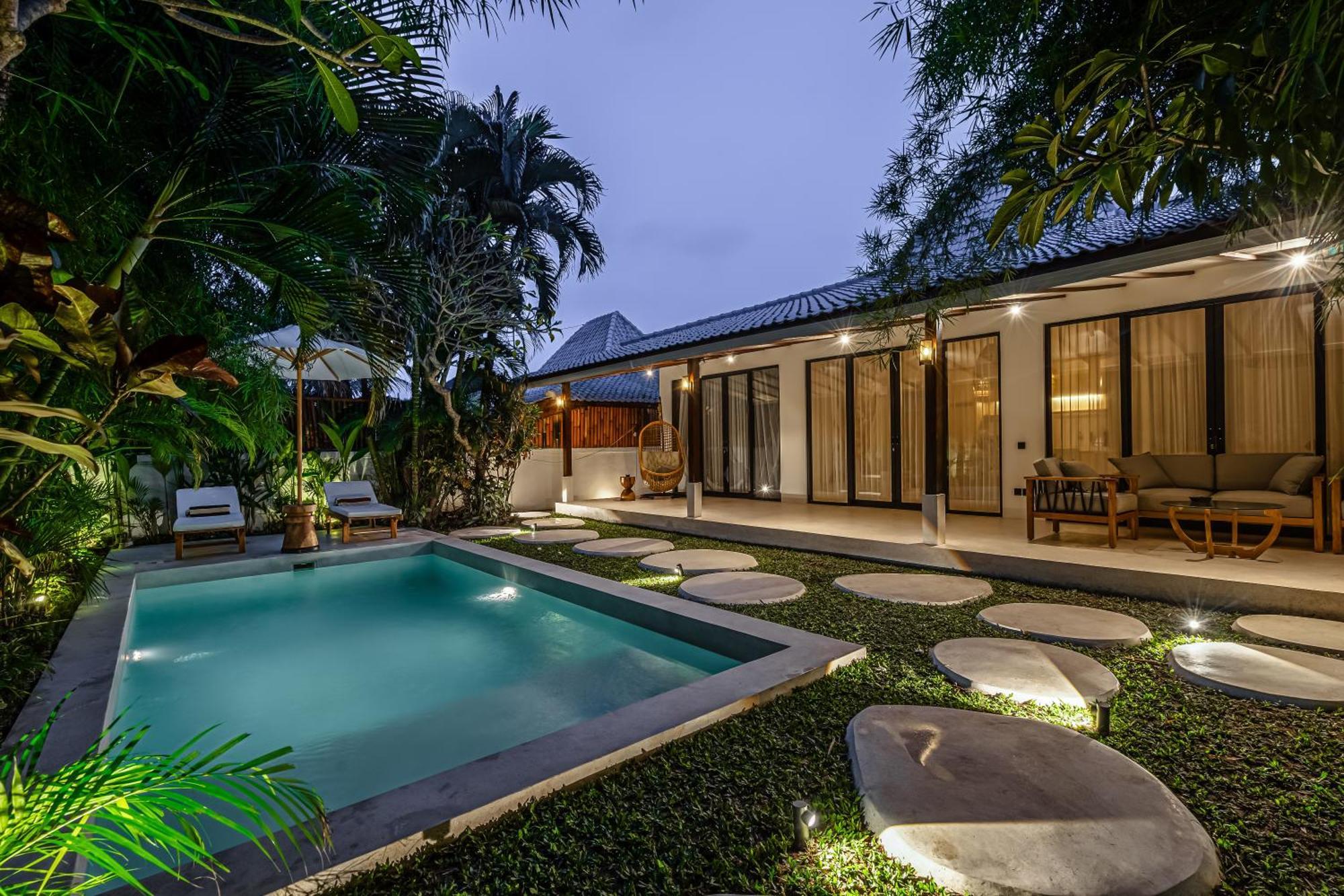Berapi Villa By Evdekimi Ubud エクステリア 写真