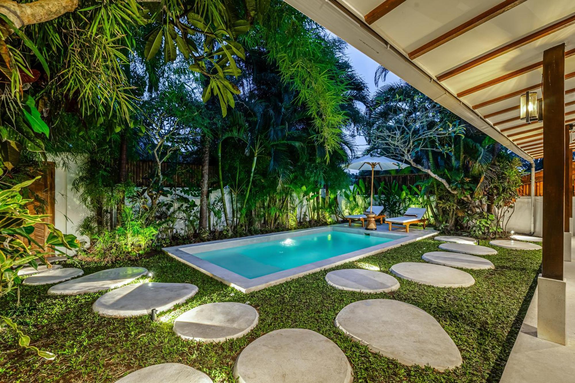 Berapi Villa By Evdekimi Ubud エクステリア 写真