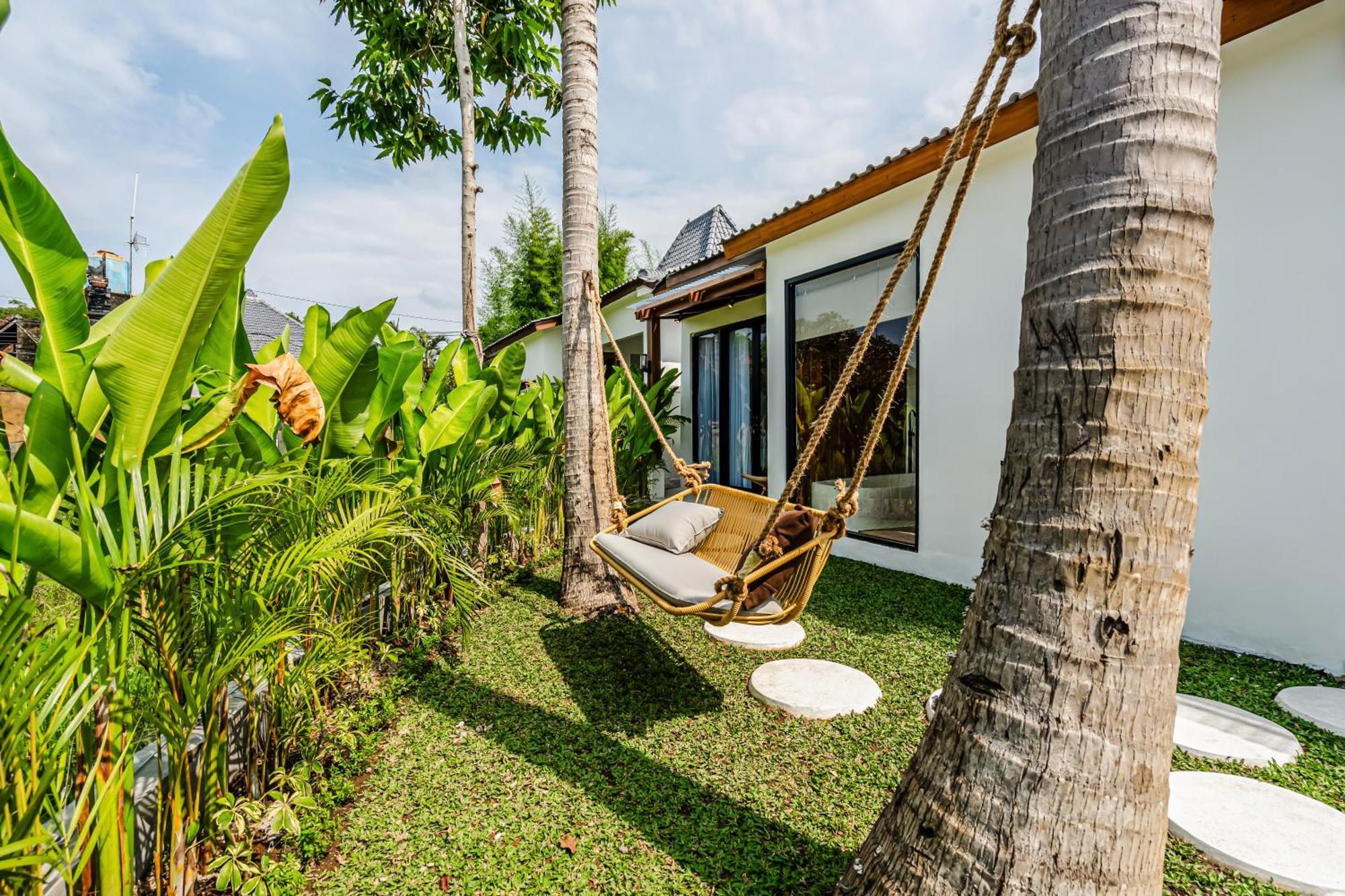 Berapi Villa By Evdekimi Ubud エクステリア 写真